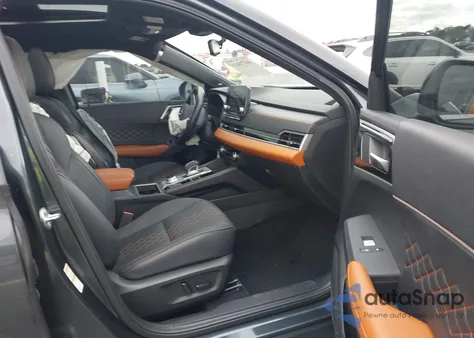 2024 Mitsubishi Outlander Sel 2.5 2Wd/Sel Black Edition 2Wd z USA, uszkodzony, nr VIN JA4J3WA88RZ077432